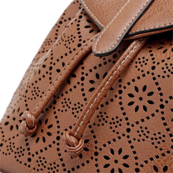 💥LAST ONE💥 Brown Laser-Cut Bucket Bag - Picture 5 of 6